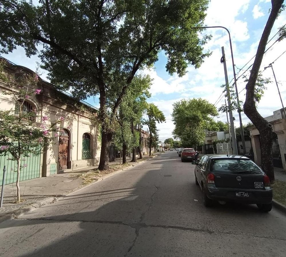 LAND FOR SALE IN DOWNTOWN LUJÁN FOR DEVELOPMENT