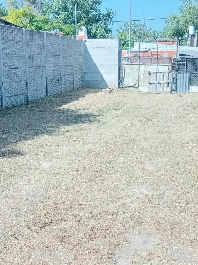 Warehouse for sale in Luján (1000 m² lot)