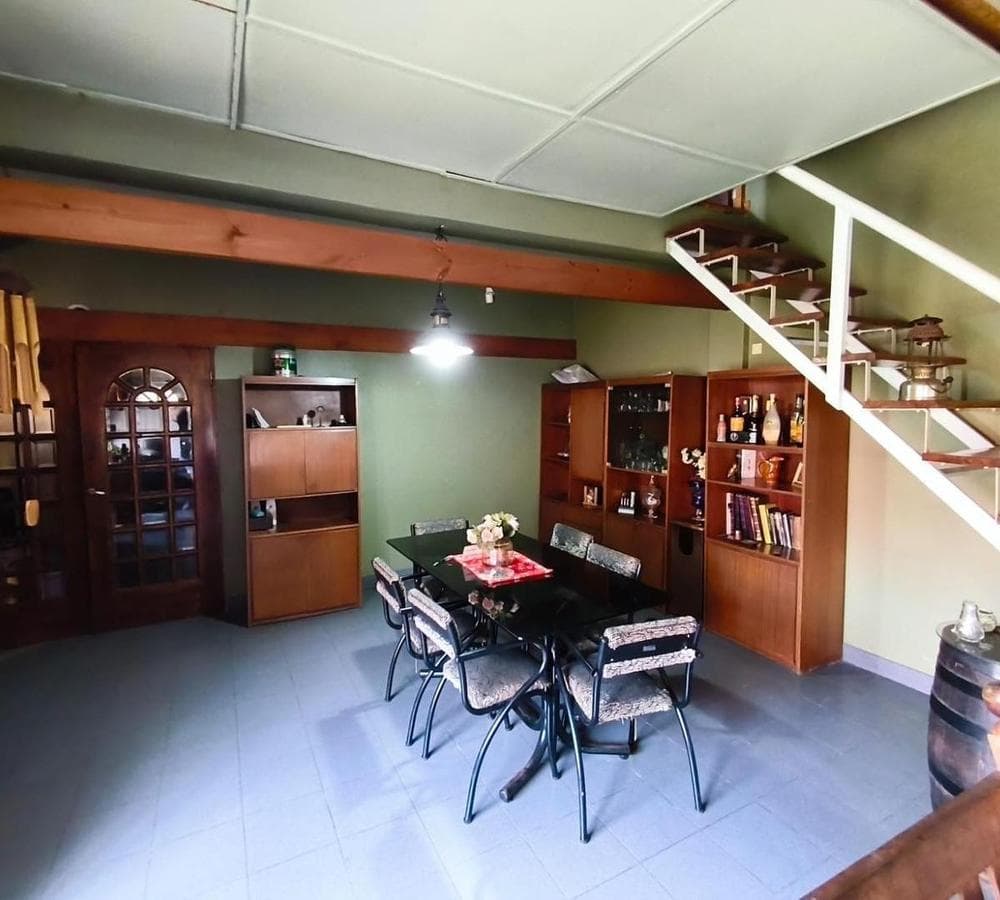 A 4-ROOM HOUSE, BUT AN APARTMENT