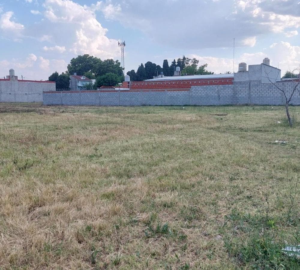 LAND / LOT in Hurlingham - Williams Morris (with deed)
