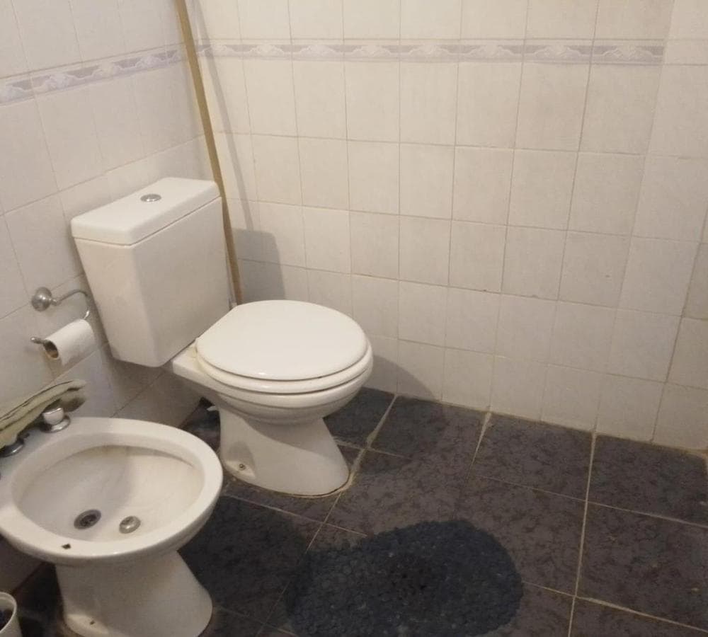 Charming house with a spacious park for families in Luján
