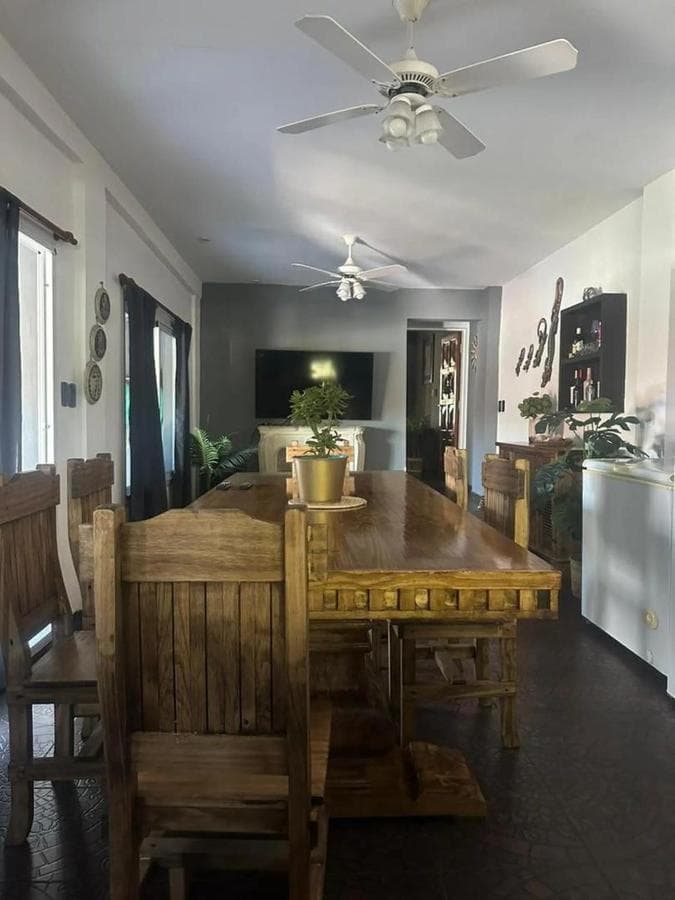 5-ROOM HOUSE FOR SALE WITH COMMERCIAL SPACE IN MORENO