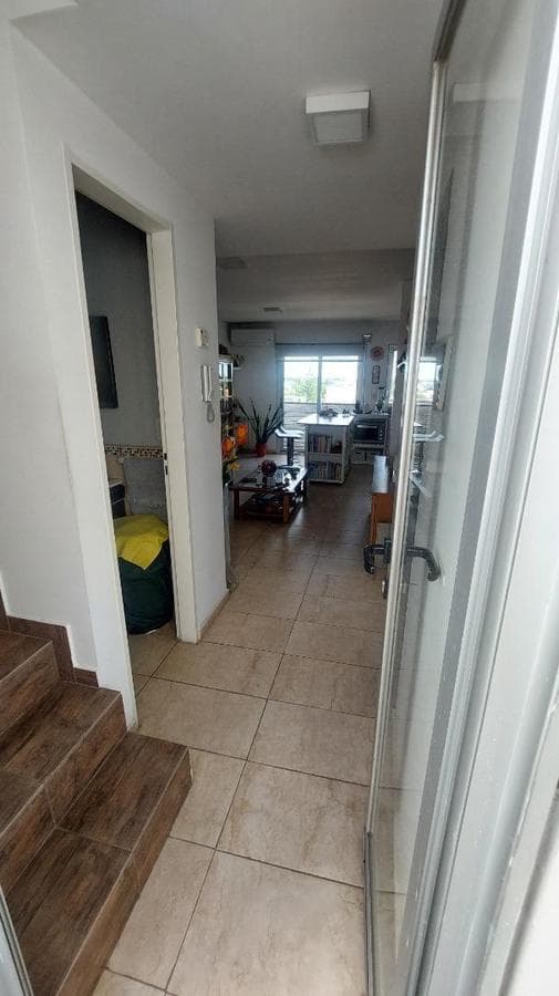 Apartment in Castelar 2 with a garage and terrace-balcony.