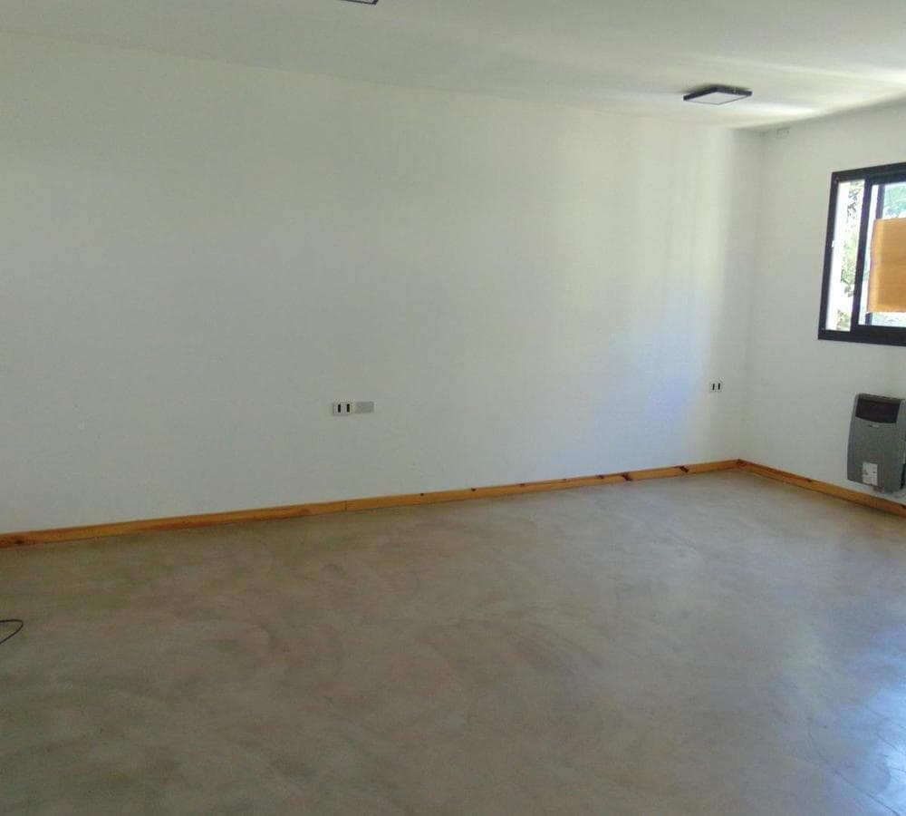 2nd-floor apartment | Elevator | Balcony | 2 blocks east of Chilavert