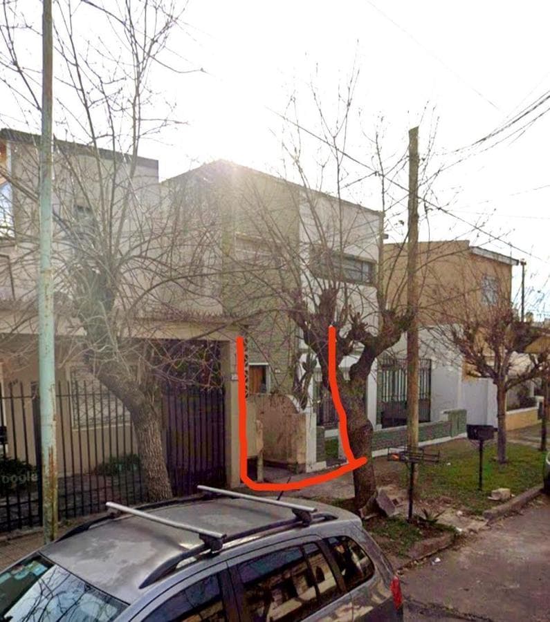 FOR SALE: 3-BEDROOM APARTMENT WITH COURTYARD AND TERRACE IN HAEDO NORTE