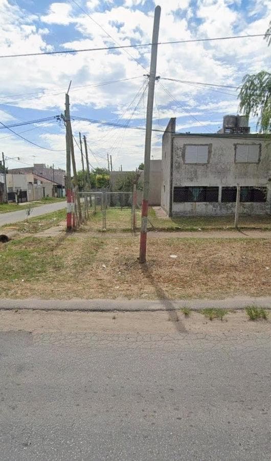 PH in Los Hornos | Garage | Potential for 2 Bedrooms