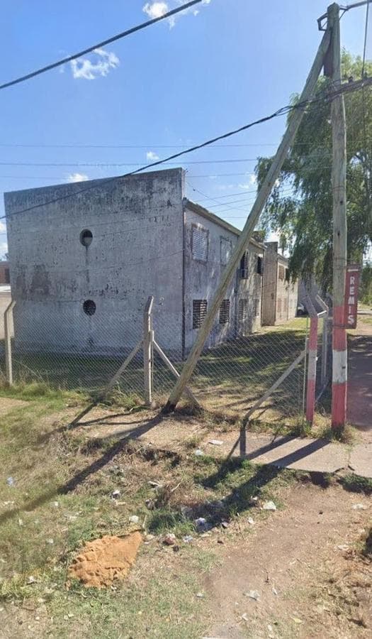 PH in Los Hornos | Garage | Potential for 2 Bedrooms