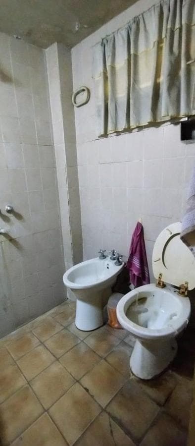 3-ROOM HOUSE FOR SALE WITH RENTAL APARTMENTS IN MORENO