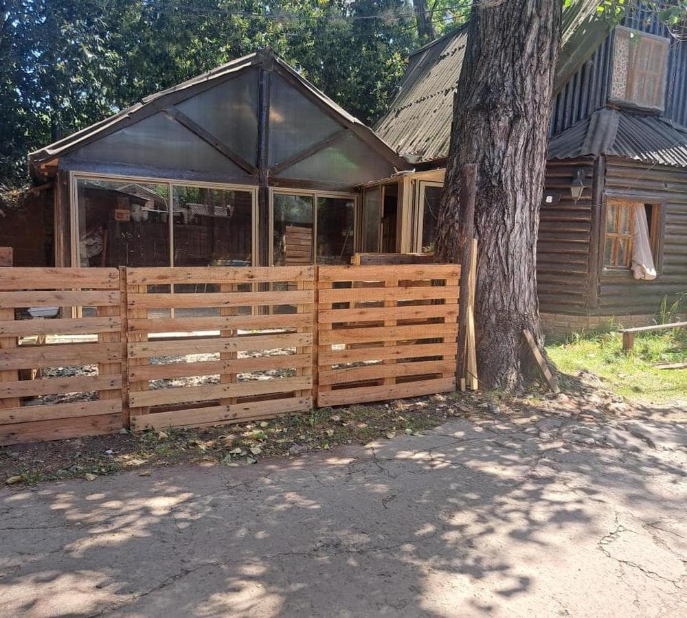 COTTAGE-STYLE HOUSE FOR SALE IN THE LAS ACACIAS GATED COMMUNITY, LA REJA