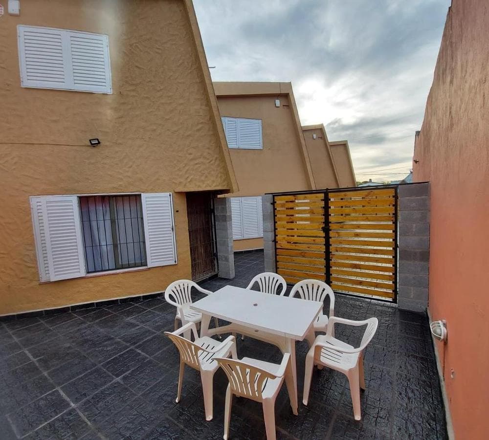 Set of 4 Duplexes for Sale - Excellent Return on Investment