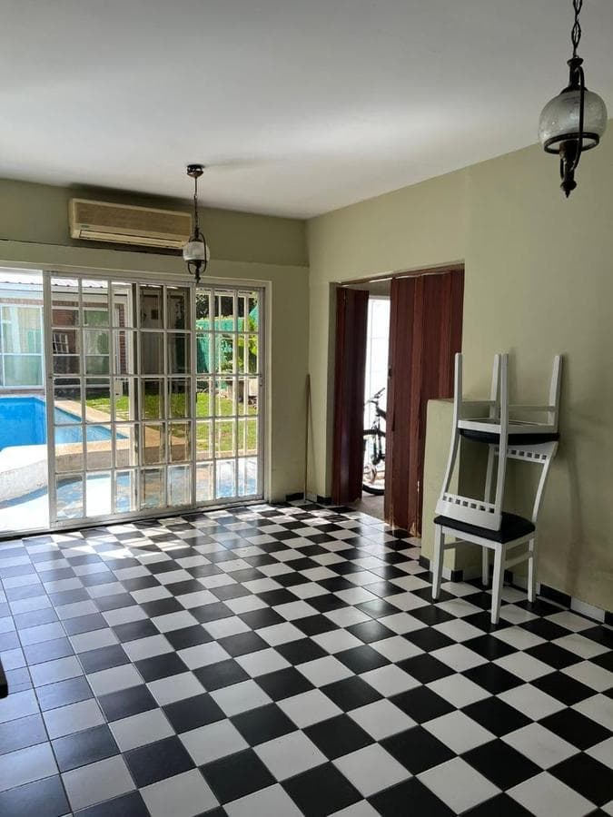 FOR SALE, QUILMES, 6-ROOM HOUSE, FINANCING AVAILABLE