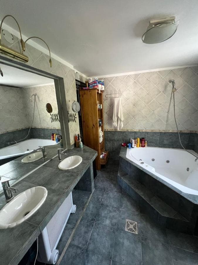 FOR SALE, QUILMES, 6-ROOM HOUSE, FINANCING AVAILABLE