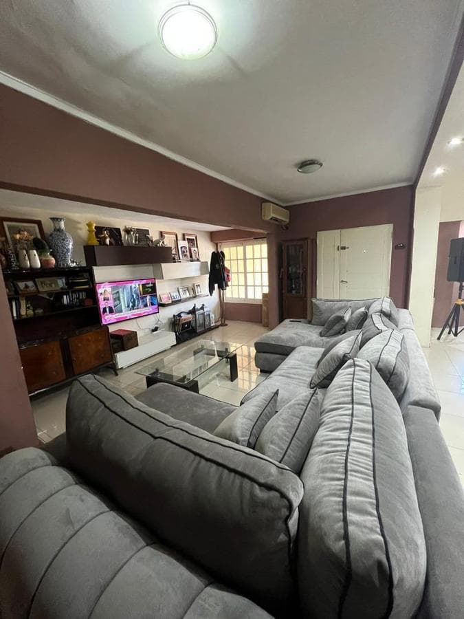 FOR SALE, QUILMES, 6-ROOM HOUSE, FINANCING AVAILABLE