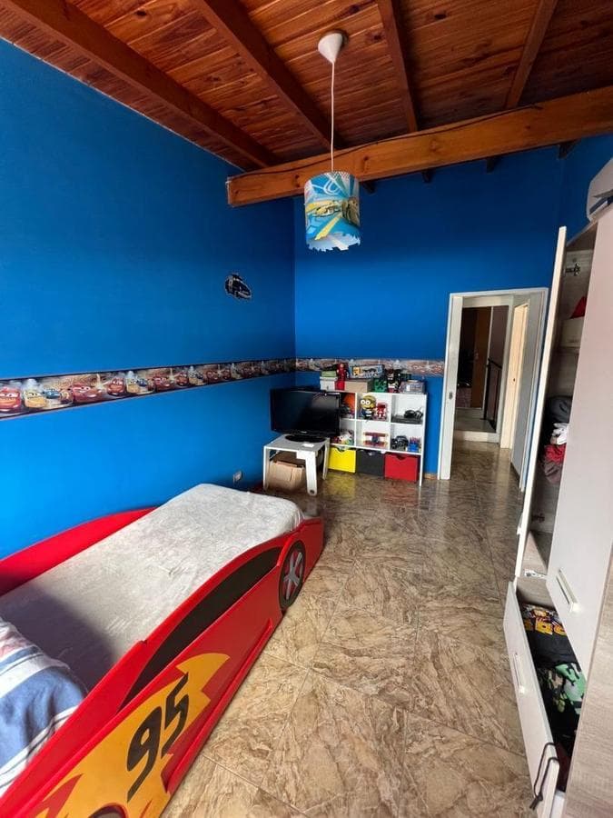 FOR SALE, QUILMES, 6-ROOM HOUSE, FINANCING AVAILABLE