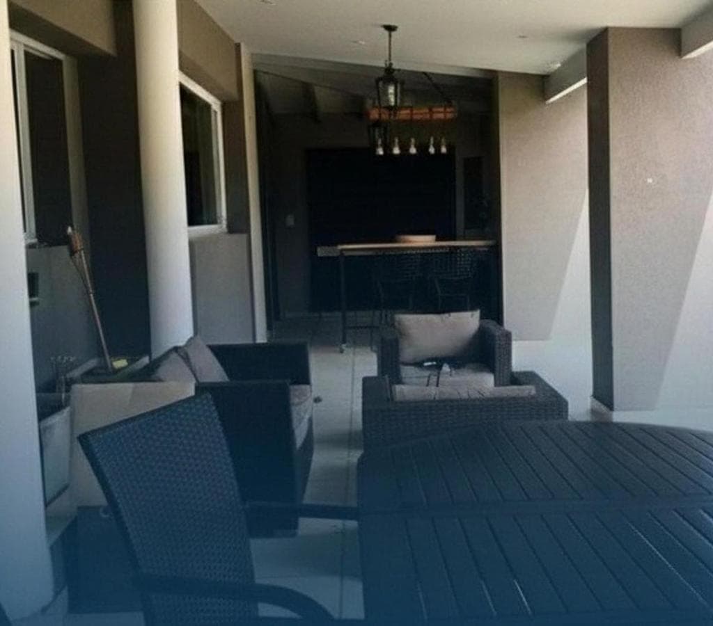 MINIMALIST HOME ON A CENTRAL LOT AT CLUB CAMPO LOS PUENTES