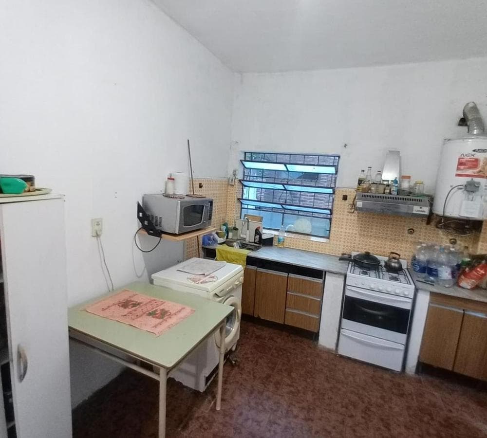 3-ROOM HOUSE