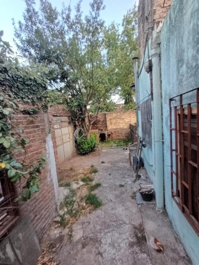 3-ROOM HOUSE