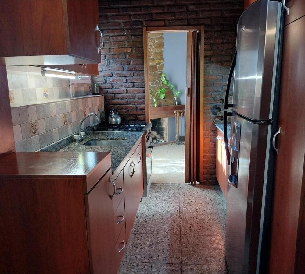 FOR SALE: 4-room house, garage, SWIMMING POOL, and BARBECUE AREA