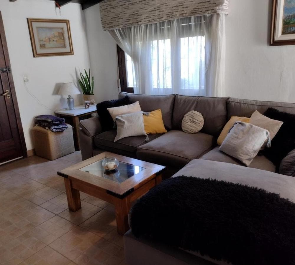 FOR SALE: 4-room house, garage, SWIMMING POOL, and BARBECUE AREA