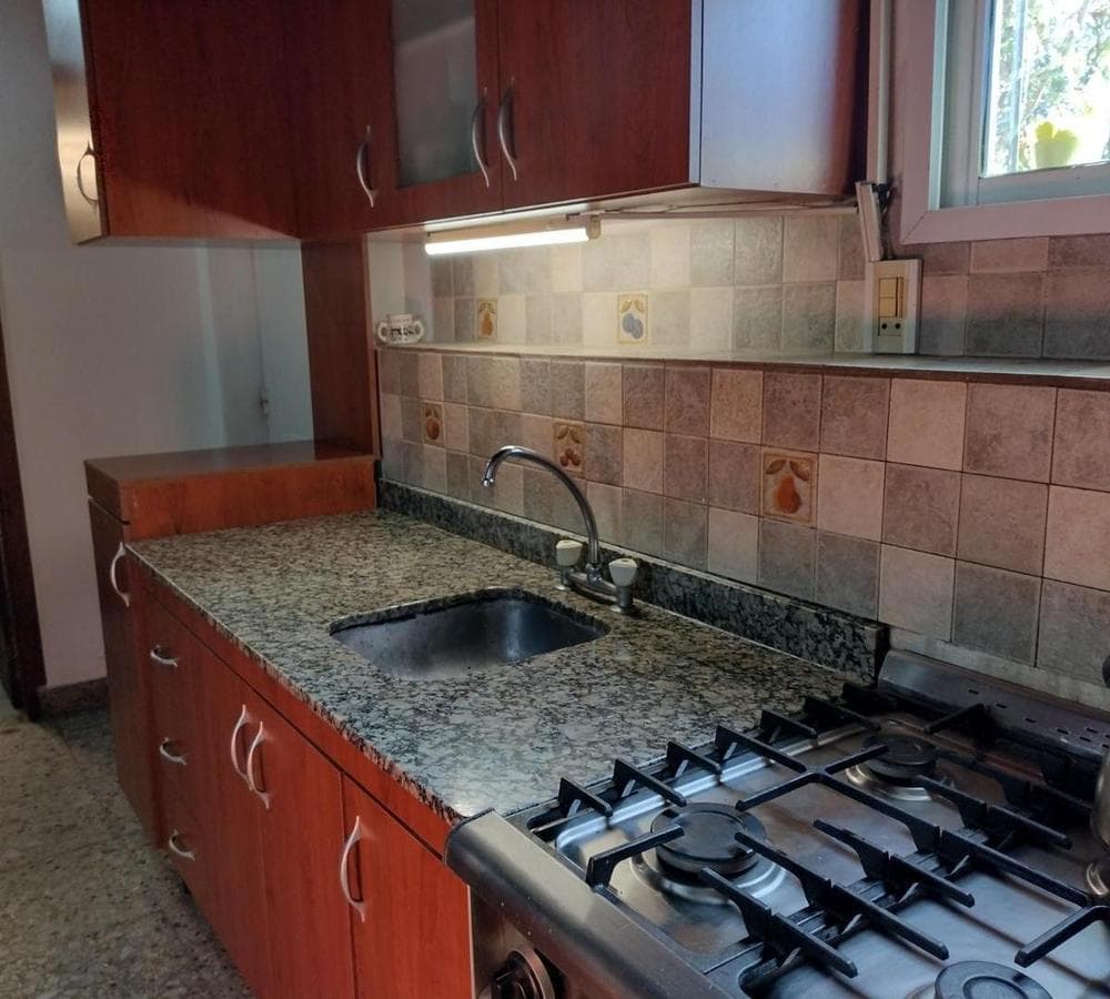 FOR SALE: 4-room house, garage, SWIMMING POOL, and BARBECUE AREA