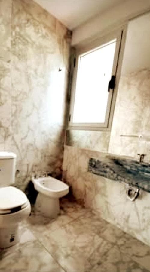 TWO-ROOM APARTMENT FOR SALE IN A HIGH-END BUILDING