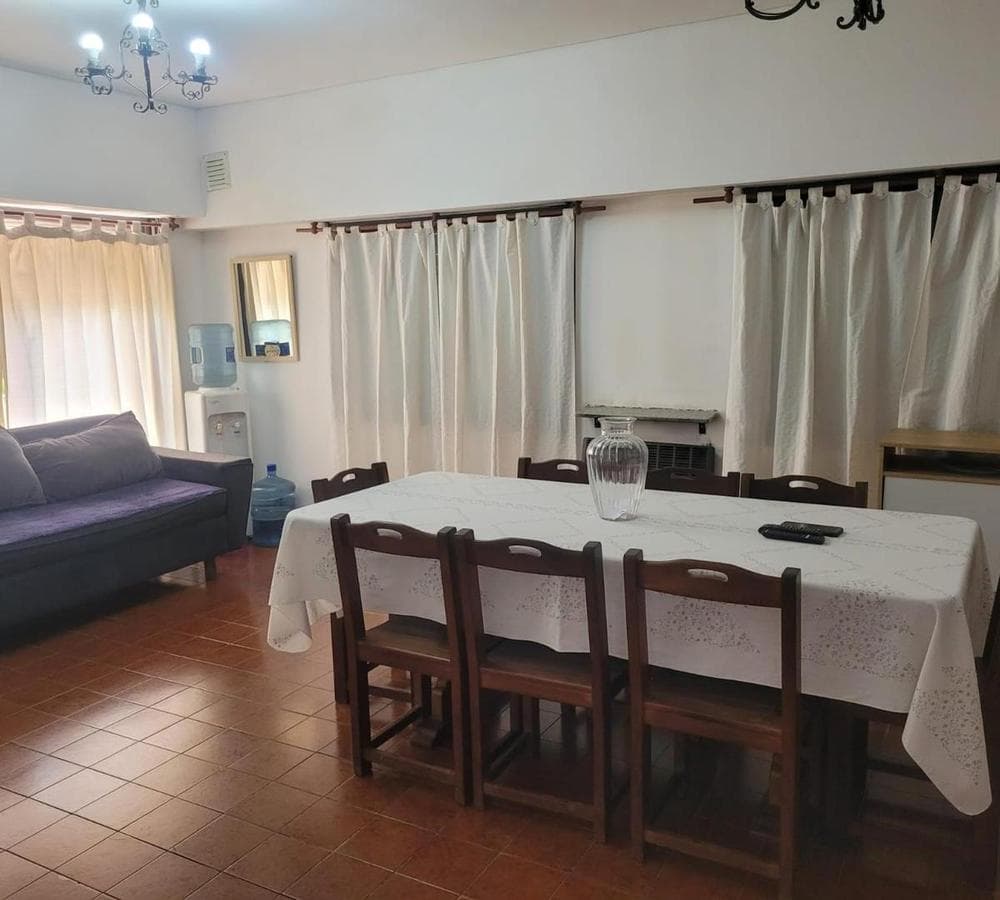 4-ROOM HOUSE FOR SALE WITH GARDEN IN MORENO