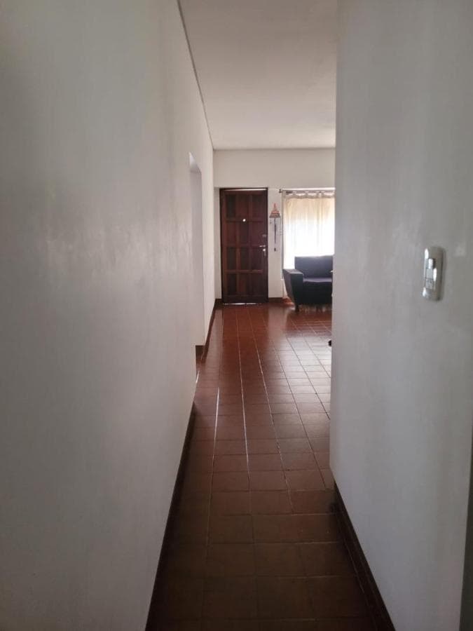4-ROOM HOUSE FOR SALE WITH GARDEN IN MORENO
