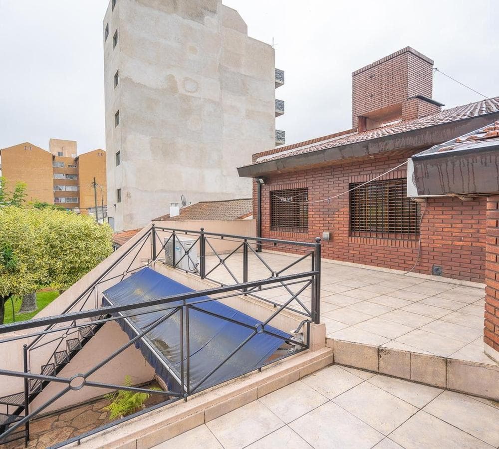6-ROOM HOUSE FOR SALE IN DOWNTOWN SAN MIGUEL—MORTGAGE AVAILABLE