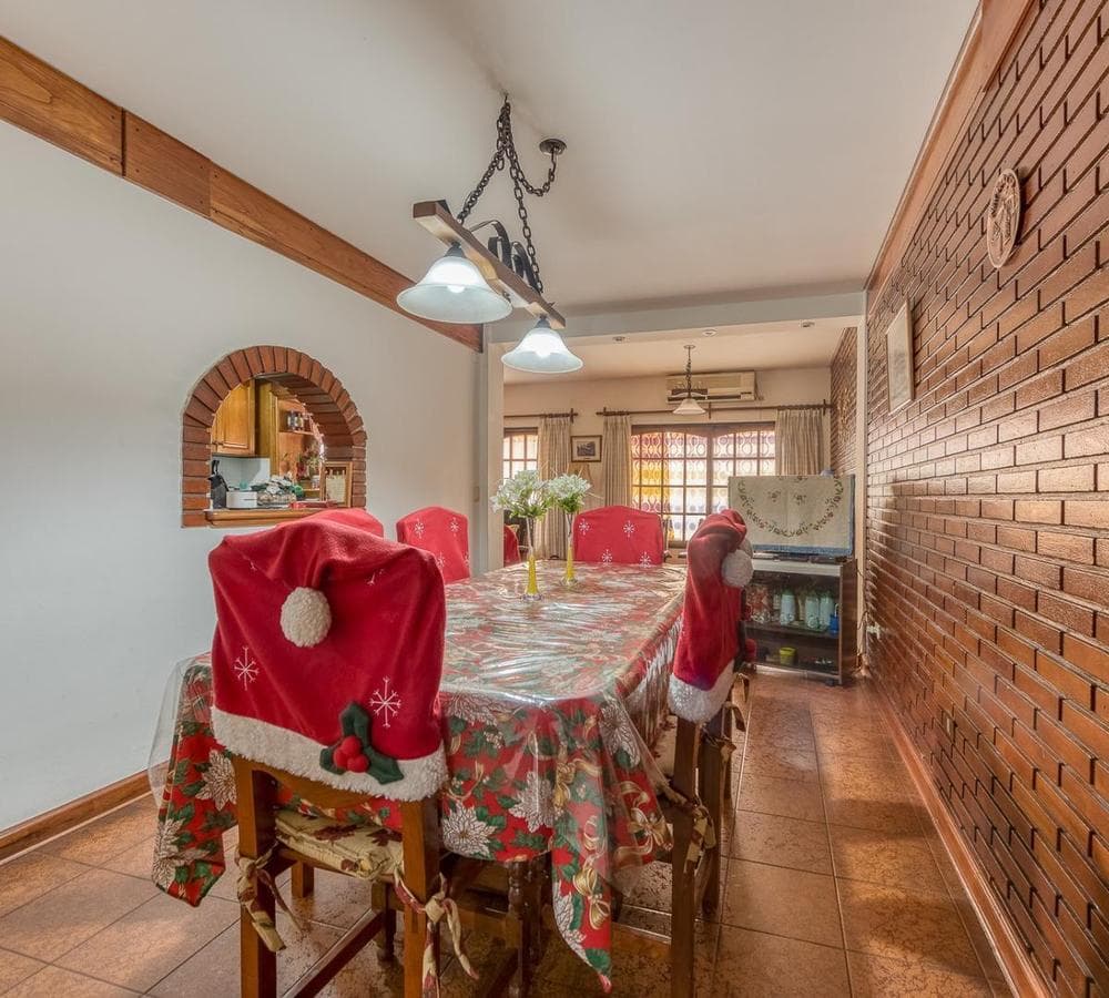 6-ROOM HOUSE FOR SALE IN DOWNTOWN SAN MIGUEL—MORTGAGE AVAILABLE