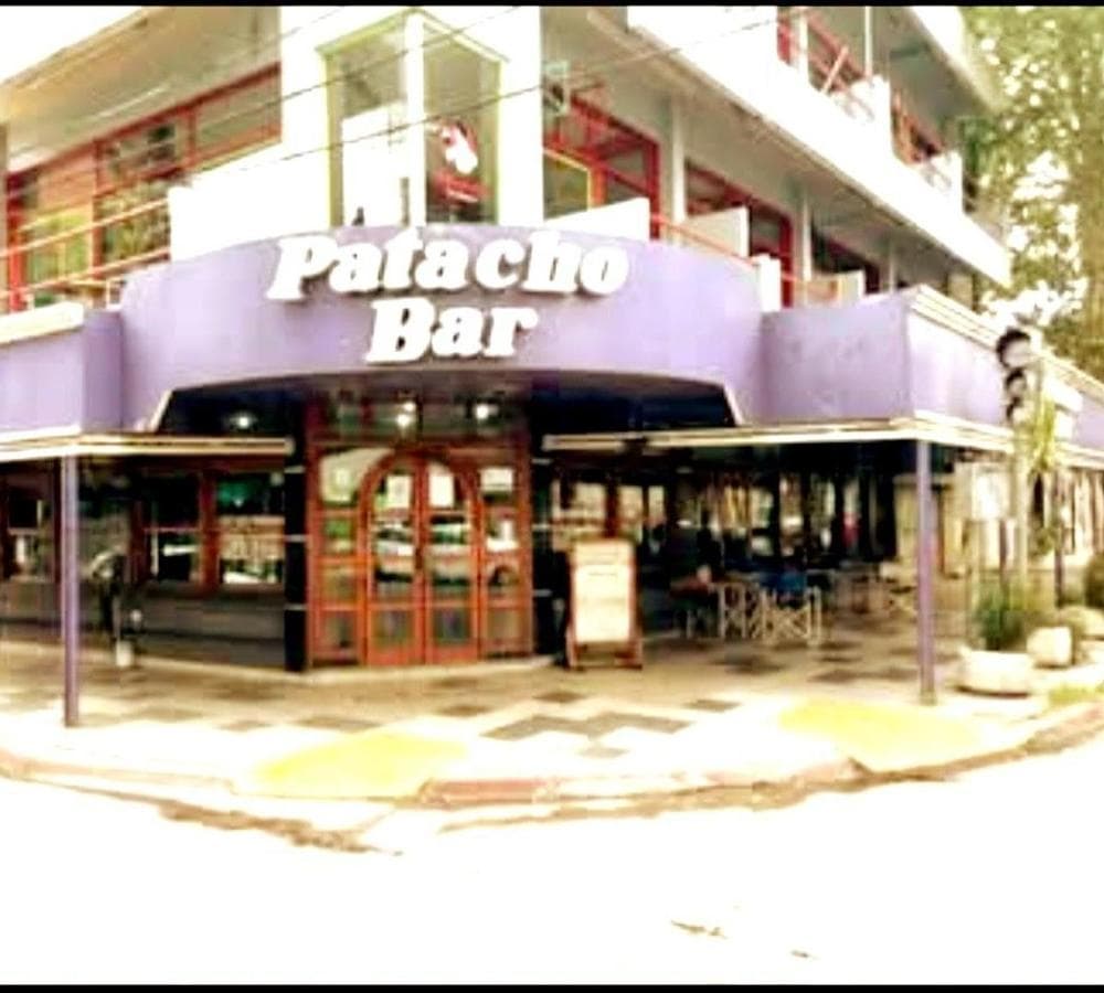 BUSINESS FOR SALE: BAR AND RESTAURANT ACROSS FROM THE UNIVERSITY