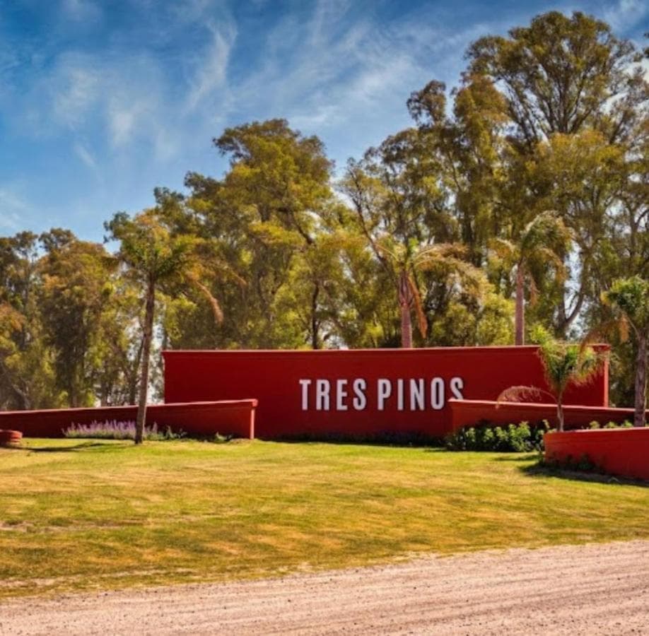 Lot in Tres Pinos - Los Molinos Neighborhood
