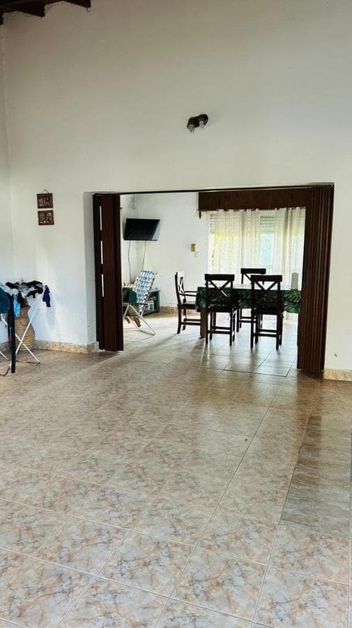 HOUSE + GARAGE FOR SALE IN MERCEDES