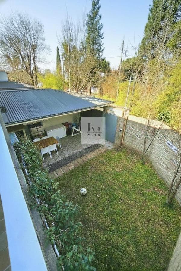 FOR SALE: IMPECCABLE 4-BEDROOM HOUSE * QUALIFIES FOR MORTGAGE