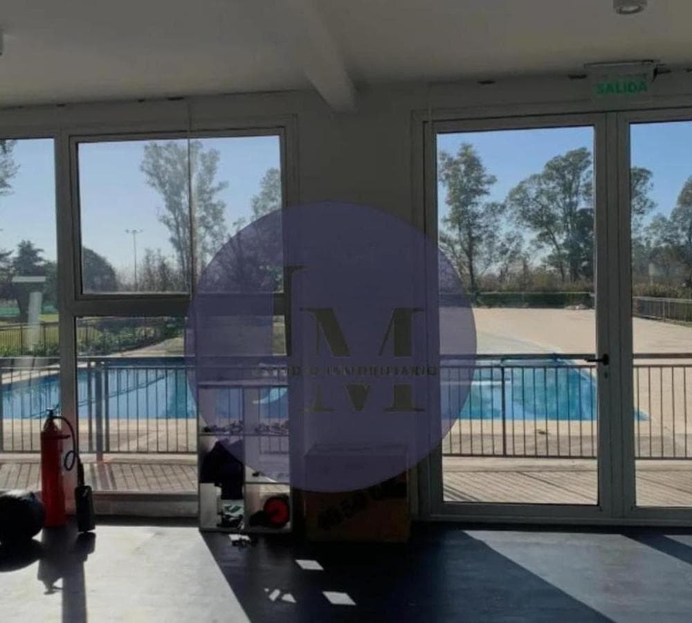 HOUSE FOR SALE: 5 ROOMS, PRADOS DEL OESTE GATED COMMUNITY