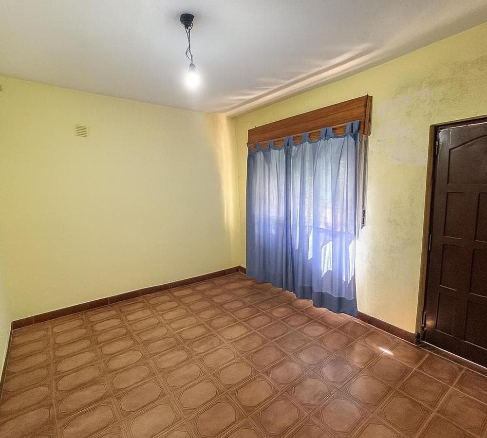 3-ROOM HOUSE FOR SALE - ITUZANGO