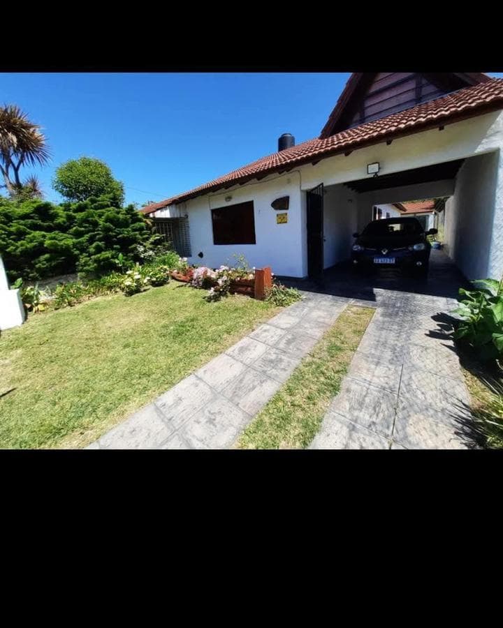 Two-Week Stay, March 26, for 6–8 People, House in Mar del Plata, Alfar -