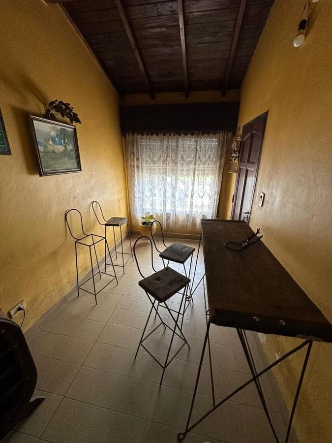 HOUSE IN GENERAL RODRIGUEZ—EXCELLENT LOCATION