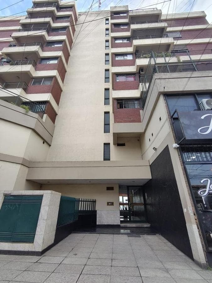 APARTMENT FOR SALE IN MORENO - 3 ROOMS