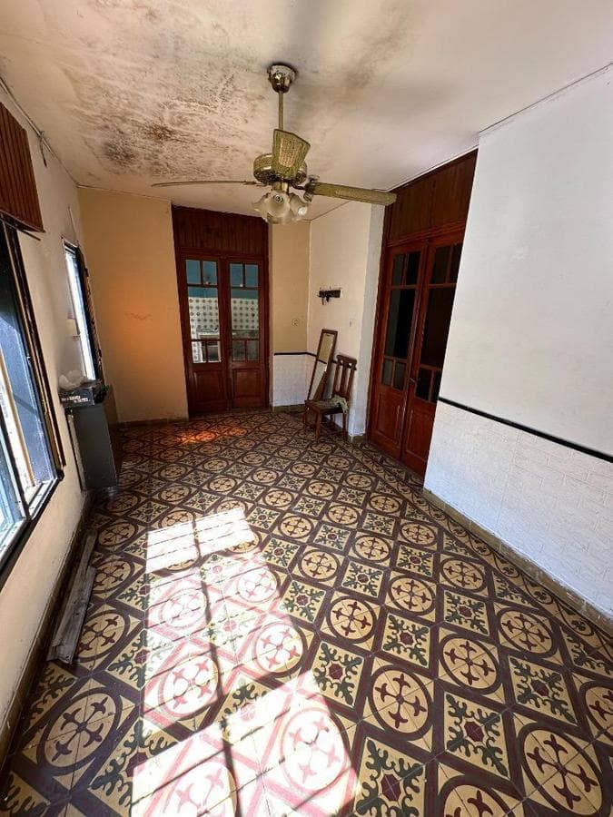 SPACIOUS AND BRIGHT HOUSE IN JÁUREGUI—ELIGIBLE FOR A MORTGAGE