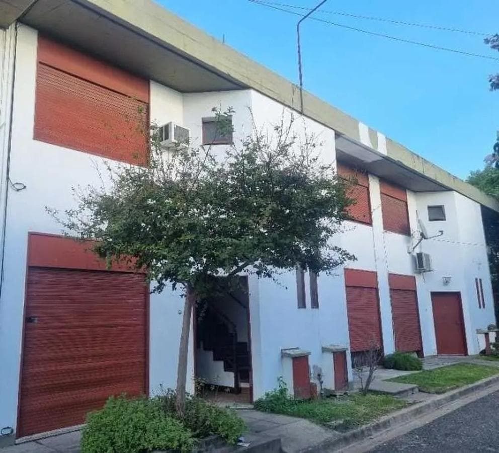 SPACIOUS 4-ROOM DUPLEX IN A GATED COMMUNITY IN HURLINGHAM