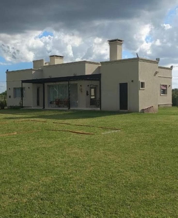STUNNING HOME ON 9 DE JULIO IN THE QUINTA NEIGHBORHOOD