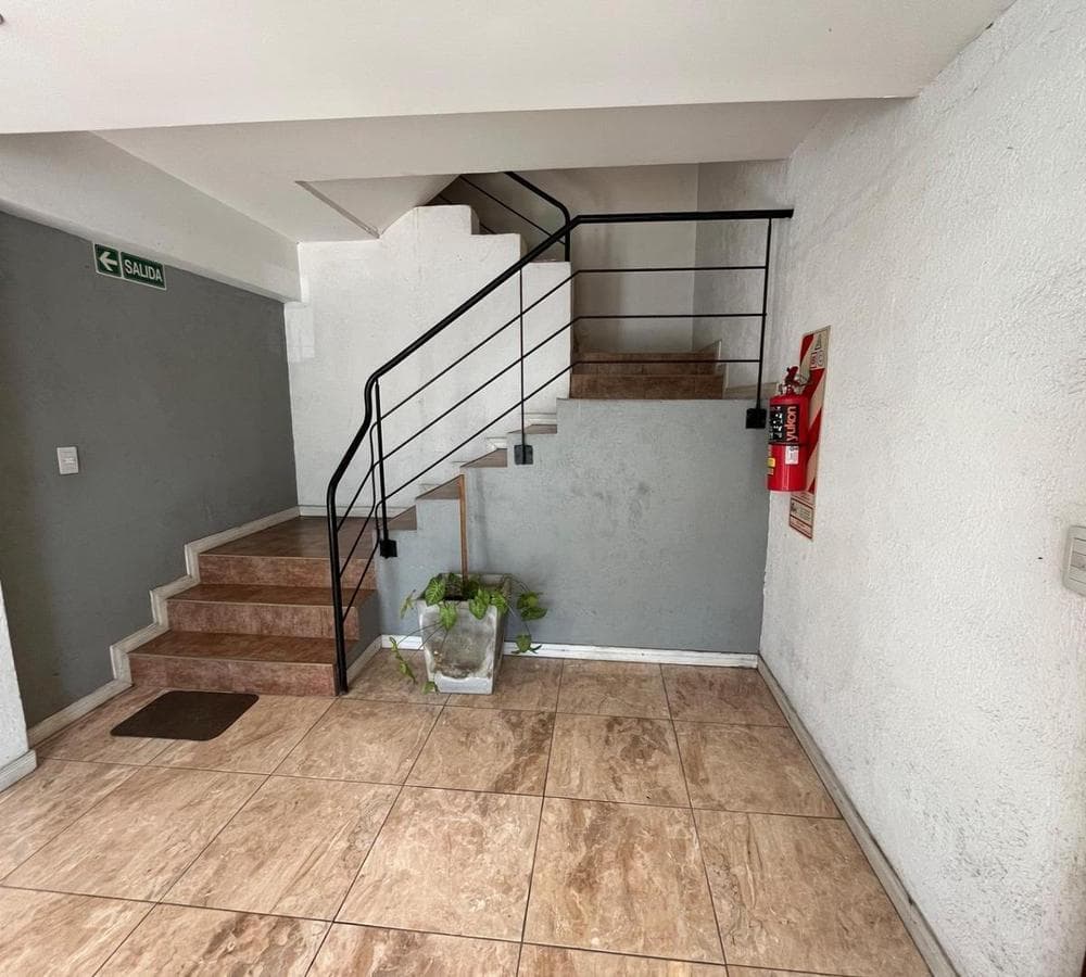 2-Room Apartment in Downtown Moreno