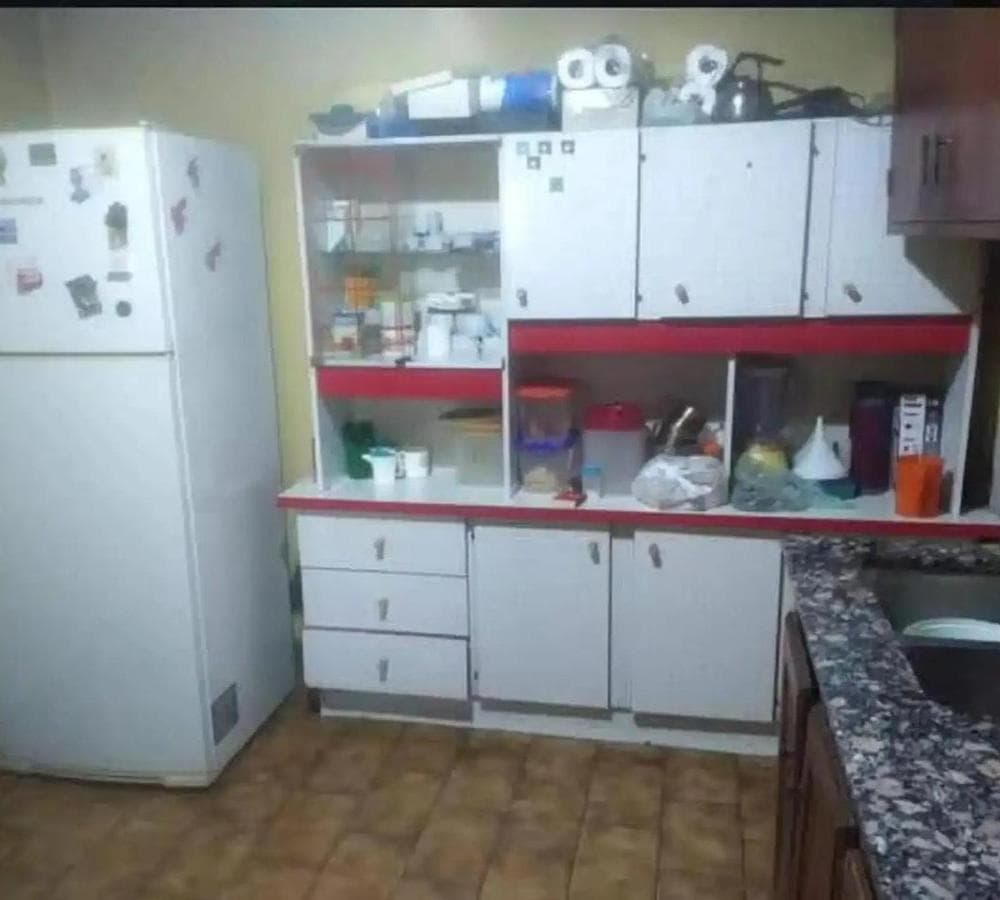 HOUSE IN ITUZAINGO NORTE: 3 ROOMS / ADJACENT LOT / OPTION TO PURCHASE
