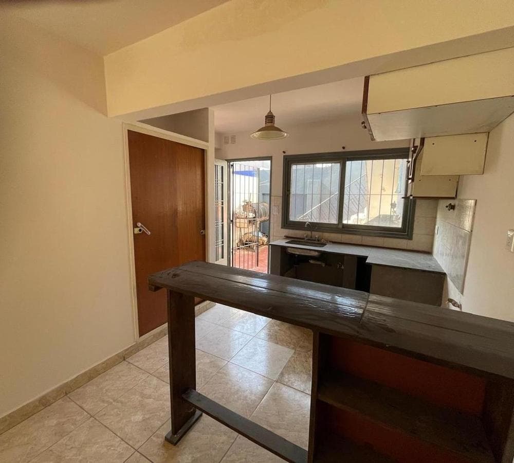 PH-STYLE HOUSE FOR SALE IN MERLO