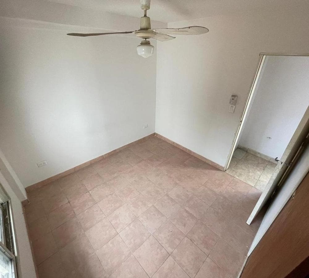 PH-STYLE HOUSE FOR SALE IN MERLO
