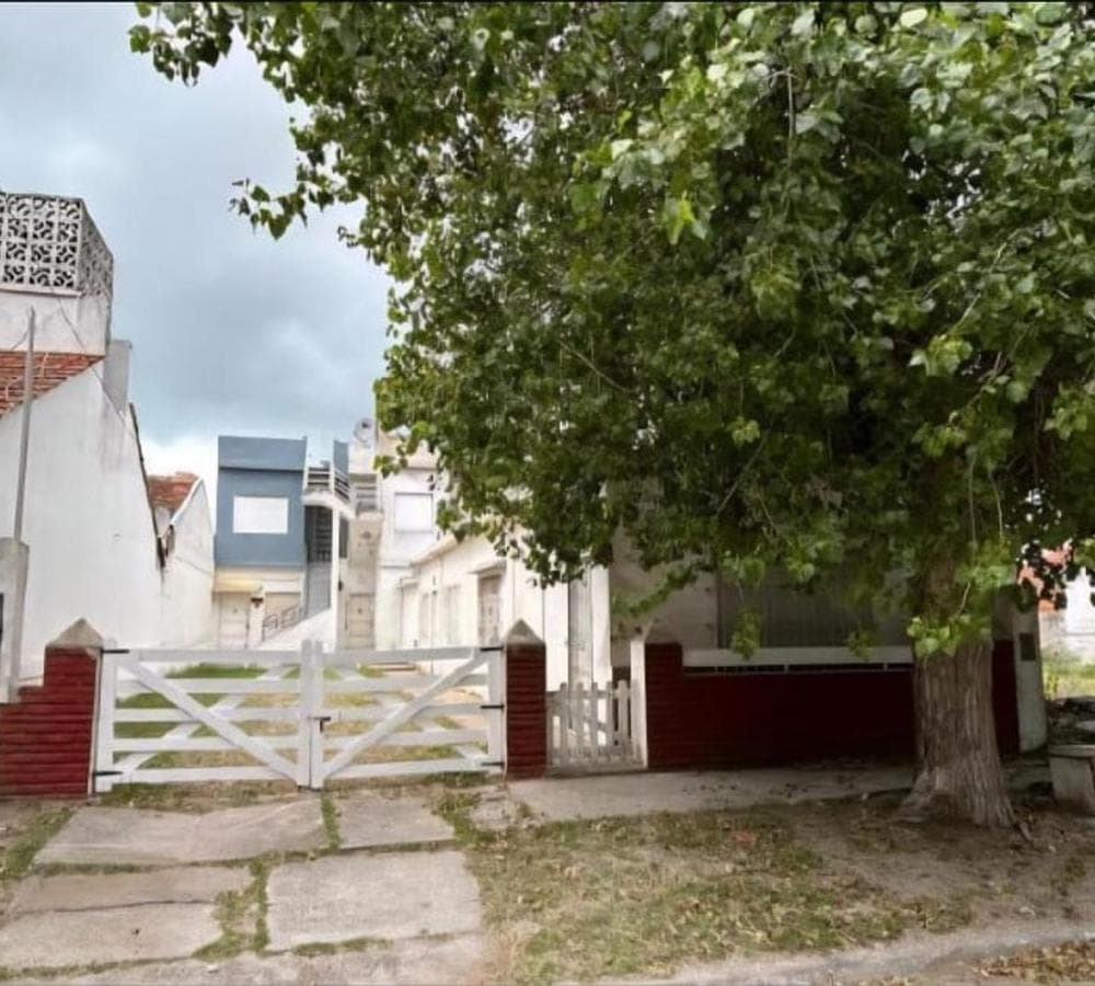 2-ROOM PH-STYLE APARTMENT IN SAN CLEMENTE DEL TUYU