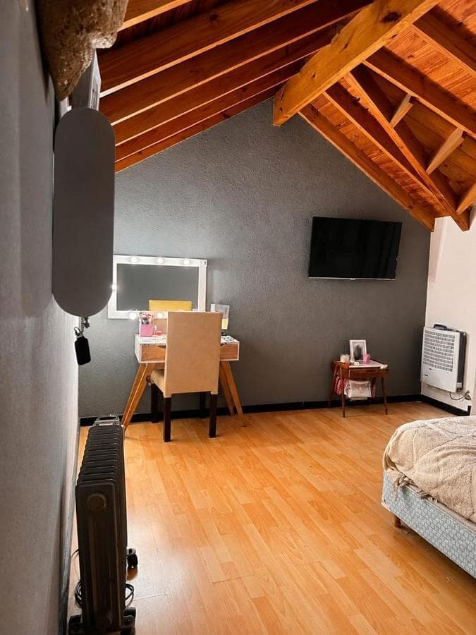 HOUSE FOR SALE 4 ROOMS IN PASO DEL REY