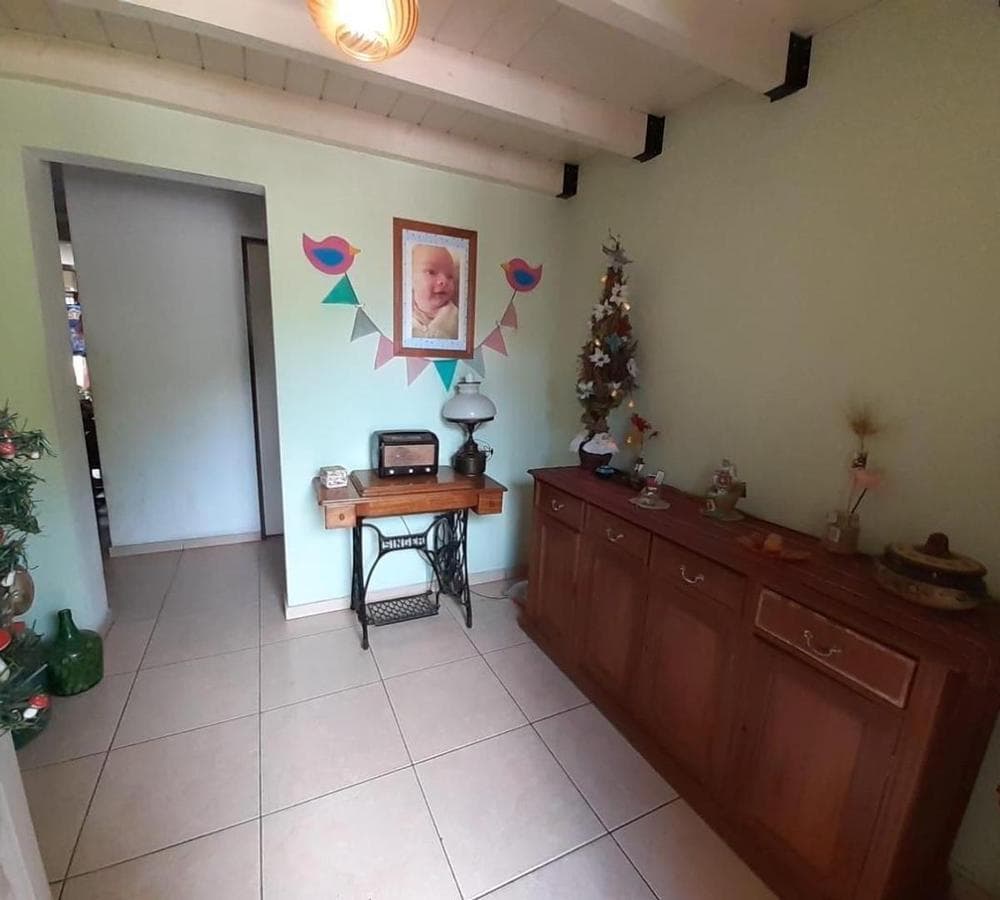HOUSE FOR SALE 4 ROOMS IN PASO DEL REY