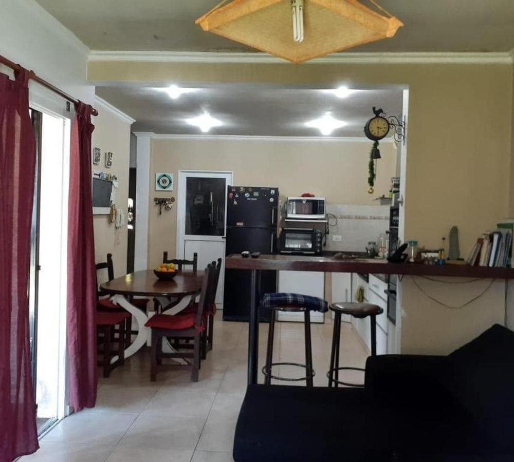 HOUSE FOR SALE 4 ROOMS IN PASO DEL REY