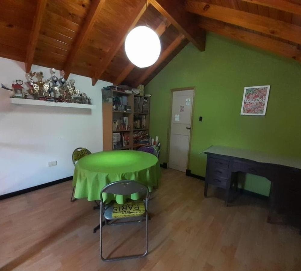 HOUSE FOR SALE 4 ROOMS IN PASO DEL REY